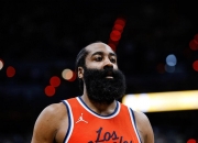 乐鱼体育全站-哈登第二年仅1330万美元受保障快船明夏有丰厚空间
