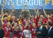 乐鱼体育全站-广州富力客场大胜，追赶领先球队