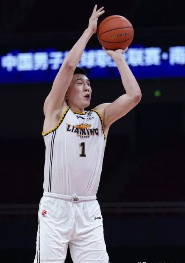曝北京男篮欲阵容补强，接触国产3D锋线祝铭震，曾赛季场均14+5！的简单介绍