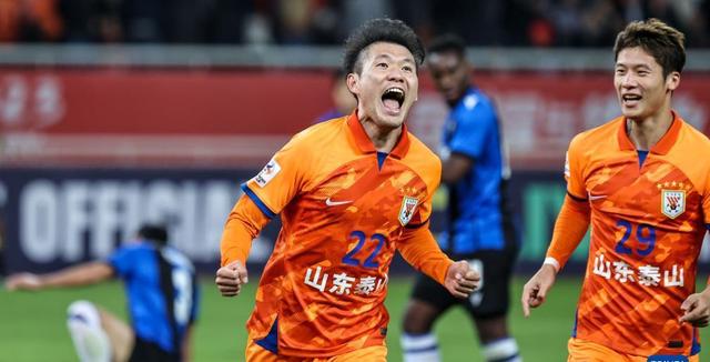 亚冠小组赛：山东泰山3-1力克仁川联，克雷桑梅开二度闪耀全场
