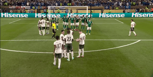 包含世俱杯-古斯托造乌龙绝杀切尔西2-1进四强的词条