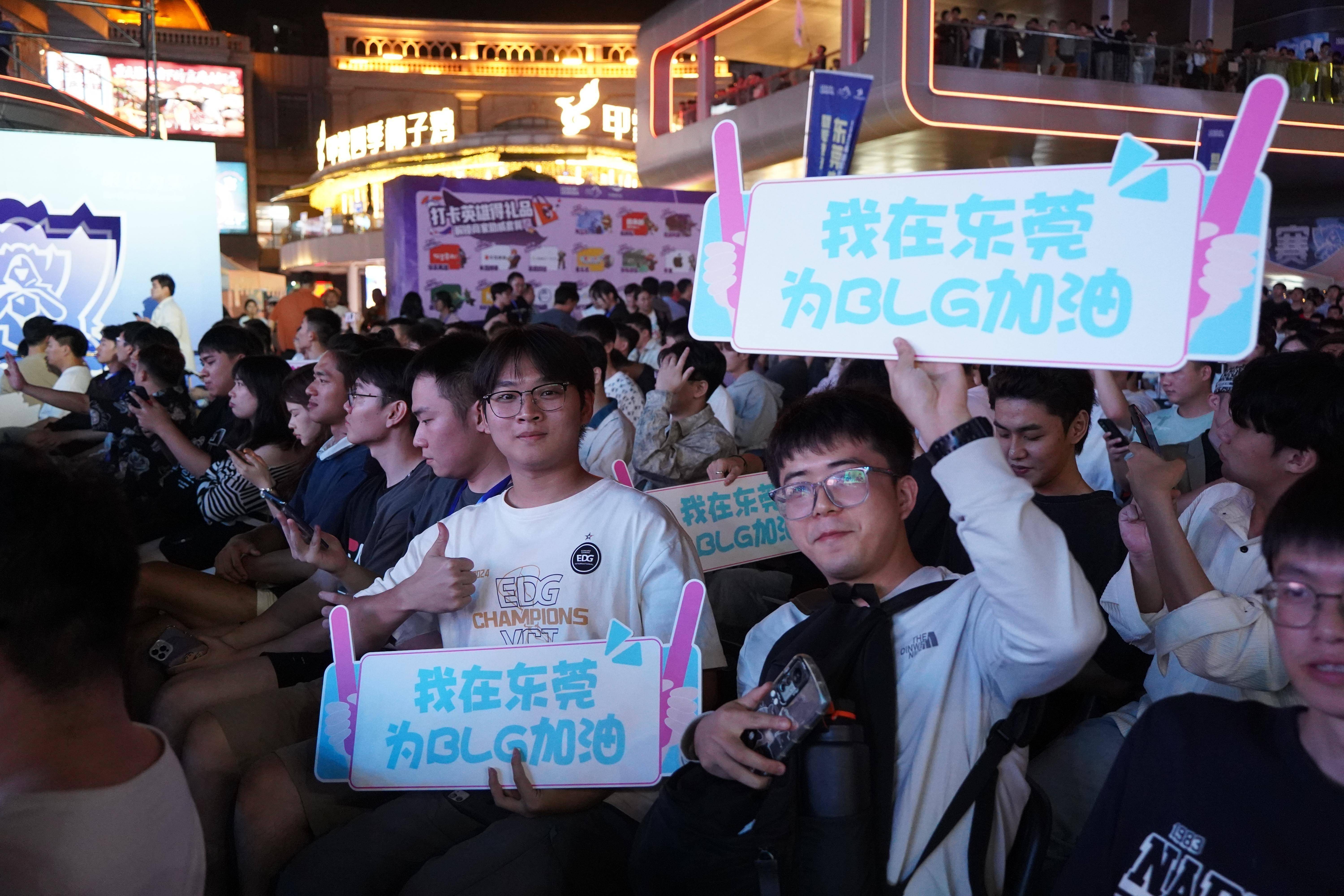 关于《英雄联盟》S13全球总决赛赛后访谈，选手对赛事的看法与建议的信息