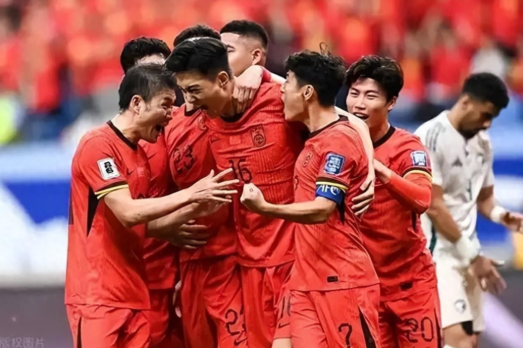 一场2-1绝杀，让中国队争冠起死回生，还送亚洲冠军2连败
